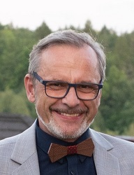 lek. med. Piotr Jarecki